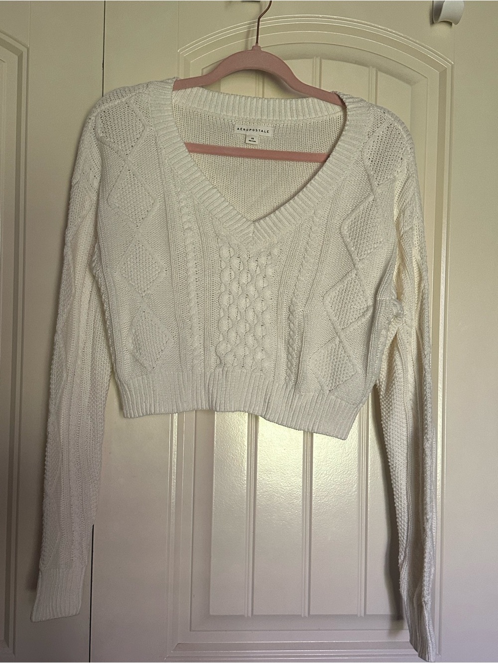 Aeropostale Ivory Cable-Knit V-Neck Sweater